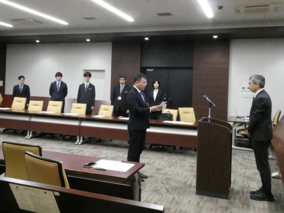新潟大学医学部JA新潟厚生連基金海外留学・学術研究支援事業支援金贈呈式を行いました